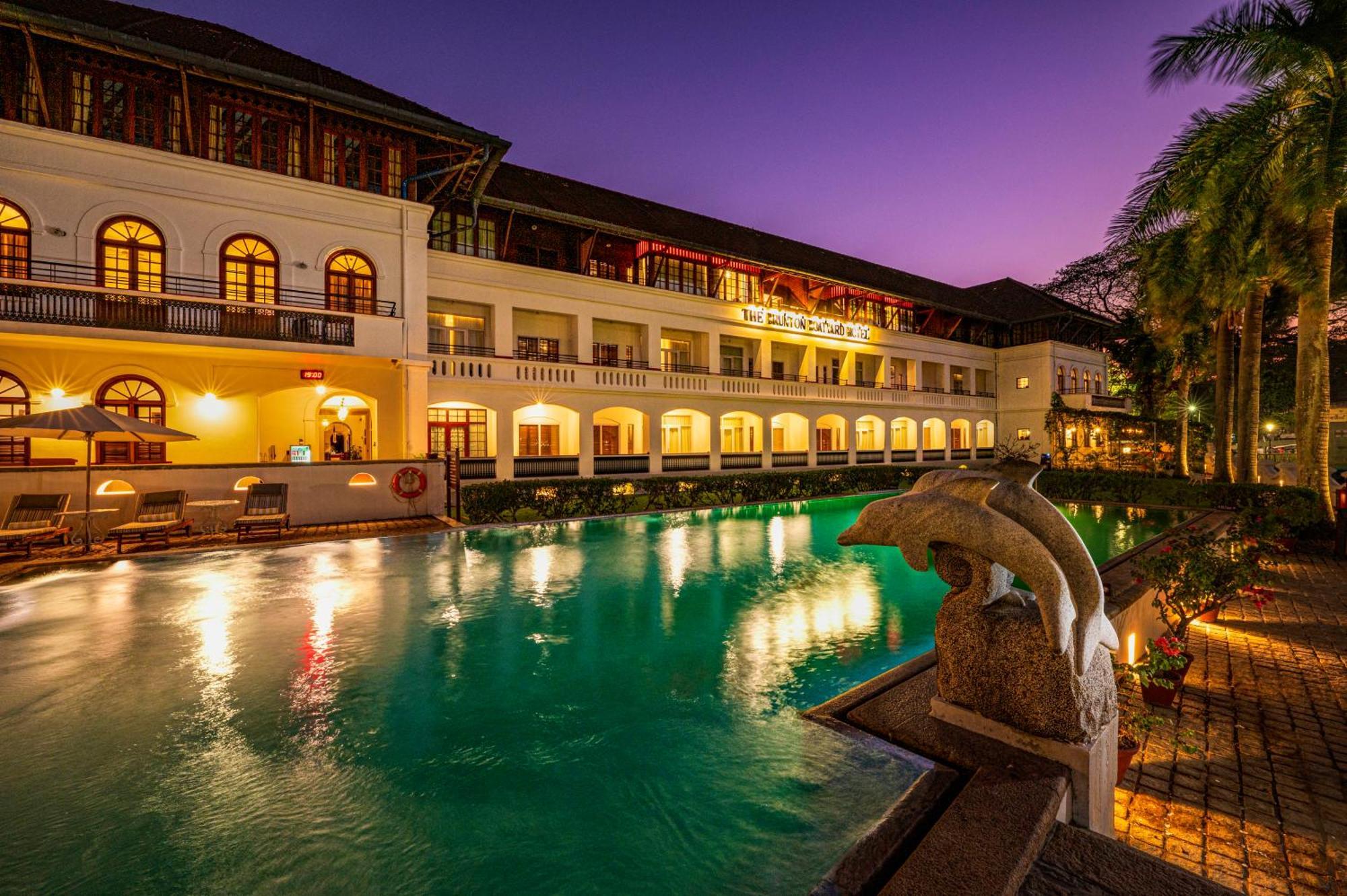 Hotel Brunton Boatyard - A Cgh Earth Experience Kochi Exterior foto
